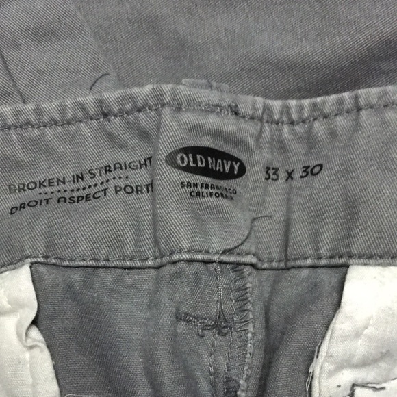 Old navy docker pants excellent shape broken in straight 33x30 - Picture 3 of 3